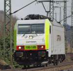 Mein erstes Bild dieser neu gestylten Lok. 186 149 von Captrain fhrt Lz in Richtung Eisenach. Aufgenommen am 01.04.2010 kurz vor Eisenach.