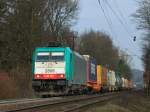 Cobra 186 200 (2808) zieht am 22.03.2013 einen KLV-Zug auf der Rampe der Montzenroute von Aachen West nach Belgien.