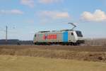 RP/LOTOS E186 272 war am 7.April 2013 sdlich von Elze (KBS 350) Lz auf dem Weg nach Braunschweig.