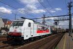 DB Cargo Belgium 186 237 durchfahrt am 14 Juli 2022 mit ein Mischer leise Antwerpen-Berchem.