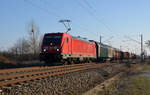 187 124 schleppte am 20.01.19 einen gemischten Güterzug durch Greppin Richtung Dessau.