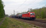 187 154 schleppte am 27.04.19 einen gemischten Güterzug durch Burgkemnitz Richtung Wittenberg.
