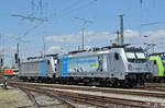 Die Loks 187 005-4 und 187 009-6 warten am Badischen Bahnhof auf die nächsten Einsätze.