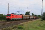 189 022-7 mit gemischtem Güterzug in Fahrtrichtung Verden(Aller). Aufgenommen am 23.07.2015 bei Wahnebergen.