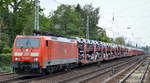 DB Cargo AG [D] mit  189 056-5  [NVR-Nummer: 91 80 6189 056-5 D-DB] und PKW-Transportzug (z. Teil mit neuen Ford Focus beladen) am 25.09.19 Richtung Frankfurt/Oder in Berlin Hirschgarten. 