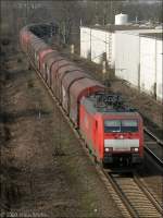 189 074-8 mit Gterzug in Gelsenkirchen. 13.03.2009