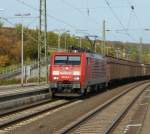 Die 189 063 durchfhrt Bielefeld-Brackwede am 29.10.2010. Die von Siemens 2004 gebaute Lok trgt die Hersteller-Nummer 20763. 
