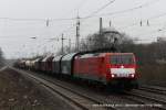 189 051-6 fhrt am 26. Februar 2011 um 17:18 Uhr mit einem Gterzug durch Essen-Altenessen