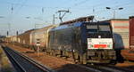 DB Cargo Deutschland AG mit der MRCE Dispo  ES 64 F4-803  [NVR-Number: 91 80 6189 803-0 D-DISPO] und gemischtem Güterzug am 18.09.18 Bf. Flughafen Berlin-Schönefeld. 