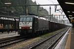 Am verregneten Abend des 05.07.2018 rollte MRCE/LM ES 64 F4-088 (189 988-9) mit einem gemischten Güterzug aus Brescia in den Bahnhof von Brennero ein.