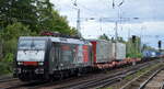 VTG/Retrack mit der MRCE Dispo  ES 64 F4-209  [NVR-Nummer: 91 80 6189 209-0 D-DISPO] und dem Taschenwagenzug aus Tilburg (Niederlande) Richtung Frankfurt/Oder nach Polen am 16.09.21 Berlin