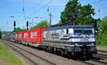 Retrack GmbH & Co. KG, Hamburg [D] mit der MRCE Dispo  ES 64 F4-211  [NVR-Nummer: 91 80 6189 211-6 D-DISPO] und KLV-Zug am 16.05.22 Durchfahrt Bf. Saarmund.