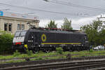 Lok 189 985-5 durchfährt am 09.09.2024 solo den Bahnhof Pratteln.