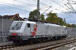 Raildox GmbH & Co. KG, Erfurt [D] mit der Akiem Lok  189 206  [NVR-Nummer: 91 80 6189 206-6 D-AKIEM] am 07.10.24 Höhe Bahnhof Berlin Karow.