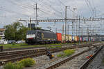 Lok 189 999-6 durchfährt am 16.09.2024 den Bahnhof Pratteln.