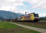 ES 64 F-007 und ES 64 F-012 am 30.05.2009 unterwegs bei Schwaz 