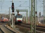 189 212 und S1 nach Meien fahren beide kurz vor dem Bahnhof Reick ein.
5.2.11