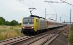 189 915 zog den AZ 1360 nach Narbonne am 17.07.11 durch Brehna Richtung Halle(S).