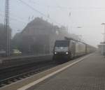 Der Nebel hielt sich zh in Eichenberg am Morgen des 29.09.2011 und hllte auch die 189 150 (ES 64 F4-150) mit ihrem ARS-Autozug noch ein.