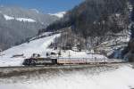 189 932 mit EC 85 von Mnchen Hbf nach Bologna am 13.02.2010 unterwegs bei St. Jodok am Brenner.
