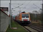 189 821 von LOKON ist am 28.01.15 mit einen Containerzug in Ludwigsau-friedlos unterwegs.