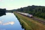 189 914 von Lokomotion zieht am 20.07.2015 einen Güterzug bei Günzburg.