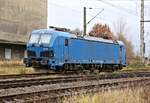 Am 8.12.2024 war diese E-Lok 192083 um 11.00 Uhr in der südlichen Bahnhofseinfahrt Pasewalk geparkt