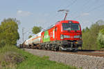 Das ist grün - Lokomotive 193 300 mit Güterzug am 20.04.2018
in Lintorf.