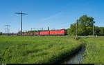 DB Cargo 193 313 und 324 mit Tonerdezug Limburg - Reggio Emilia am 7. Mai 2020 bei Uttigen.