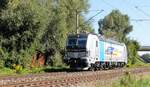 Railpool 6193 122 Siemens Vectron ( 9180 6193 122-9 D-Rpool ) solo, westlich von Moosburg an der Isar am 9.9.2023