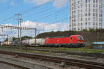 Siemens Vectron 193 324-1 der DB durchfährt am 24.09.2024 den Bahnhof Pratteln.