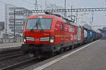 Siemens Vectron 193 342-3 der DB durchfährt am 06.02.2024 den Bahnhof Pratteln.