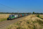 193 207 mit einem Stahlzug am 01.09.2015 bei Gramatneusiedl. 