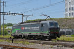 Siemens Vectron 193 260-7 durchfährt solo den Bahnhof Pratteln.