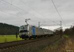 193 803-4 mit einen Containerzug Richtung Fulda am 02.01.14 bei Hermannspiegel.