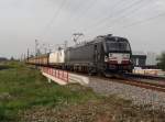  X4 E-855 (193 855-4) und 223 153 zu sehen am 04.09.14 in Gersthofen.