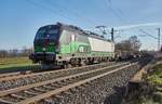 193 270 von der ELL ist am 10.01.2018 mit einen Stahlzug in Buchbrunn-Mainstockheim zu sehen.