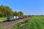 193 224 mit einem Güterzug am 22.04.2018 bei Andorf.