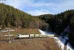 193 247-4 und 159 001-7 mit dem Mess ST 92086 (St.Georgen(Schwarzw)-Hausach) bei Nußbach 14.2.19