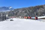 193 468 mit einem KLV am 05.02.2019 bei Goldau.