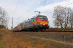 Die MRCE Vectron X4 E - 640/193 640-0  CONNECTED BY RAIL  mit einem KLV-Zug am 07.03.2018 in Nassenheide.