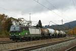 30.10.2016, Lok 193 219 der European Locomotive Leasing fährt mit einem Kesselwagenzug durch den Bahnhof Pressig-Rothenkirchen.