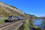 193 875 mit einem Kesselzug am 07.04.2018 bei Gambach.