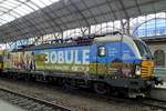 RegioJet 193 227 wirbt für ein fernseh-Serie 'BOBULE' am 23 Februar 2020 in Praha hl.n.