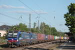 Am 15.05.2020 zogen 193 517 und 193 519 von SBB Cargo den DGS40030 nach Rotterdam Waalhaven durch Hilden.