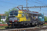 Siemens Vectron 193 717-6 durchfährt solo den Bahnhof Pratteln.