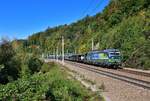 193 249 mit einem Autozug am 01.10.2020 bei Ingling.