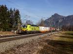 Die 193 559 mit einem KLV-Zug  am 20.02.2021 unterwegs bei Oberaudorf.