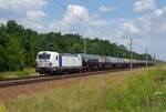 193 813 der railpool führte am 04.07.21 einen Kesselwagenzug durch Burgkemnitz Richtung Bitterfeld.