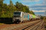 193 816-6 RTB Cargo mit Kesselzug in Thüngersheim, August 2021.